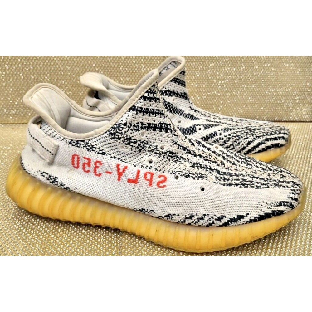 Men's Adidas Yeezy Boost 350 V2 Zebra Sneakers Size 10.5 Authentic Primeknit Hyp